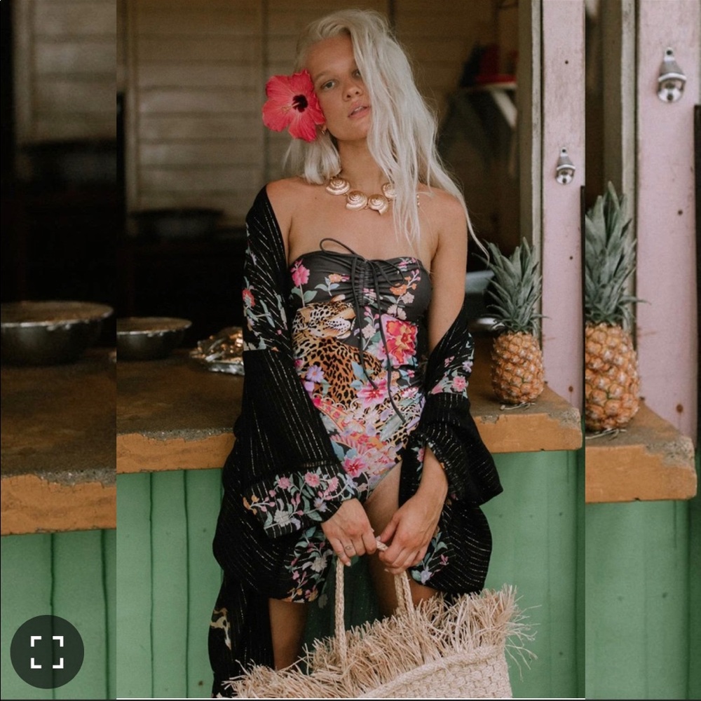 Spell and the gypsy Jimi robe